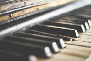 Nauka gry na pianinie w Poznaniu
