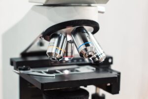 Badania makroskopowe - fundamentalne narzędzie w kontroli jakości materiałów